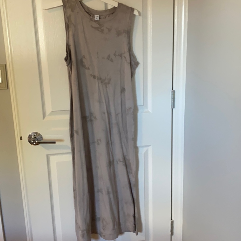 Women’s dress
